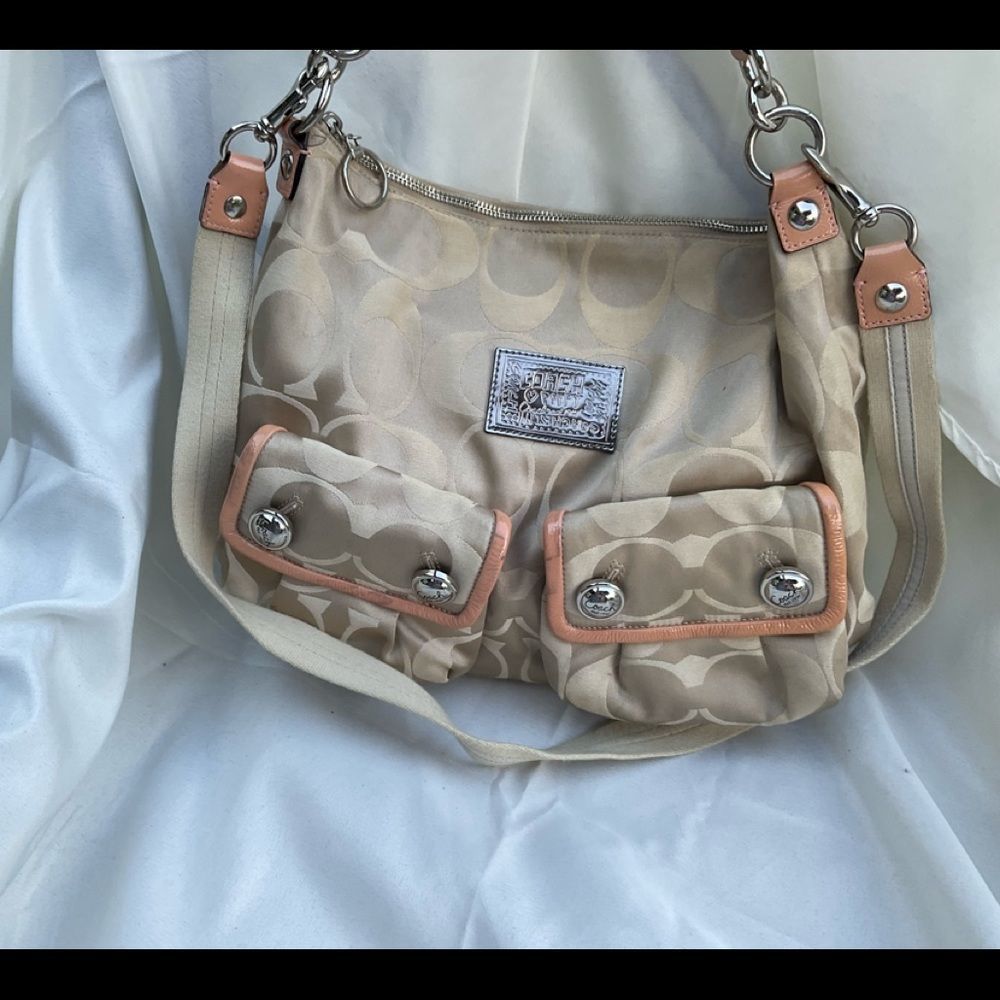 Coach Poppy Shoulder bag